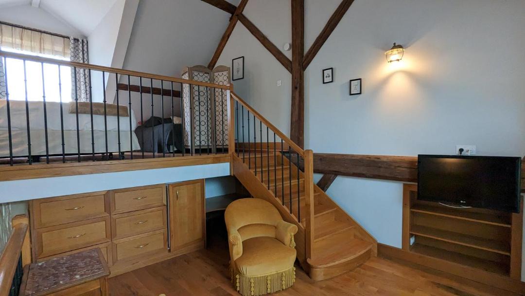 Photo of Others in Lechatelet