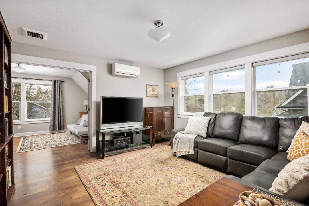 Photo of Others in Sellwood-Moreland