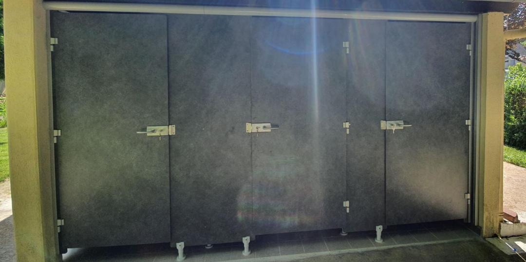 Photo of Bathroom in Nazelles-Negron