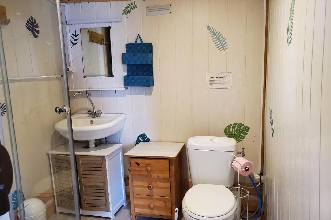 Photo of Bathroom in Saint-Antoine-de-Breuilh