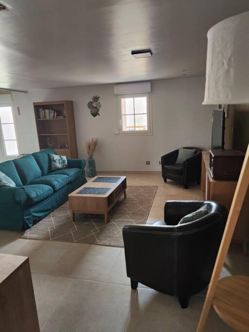 Photo of Livingroom in Saint-Mard-les-Rouffy