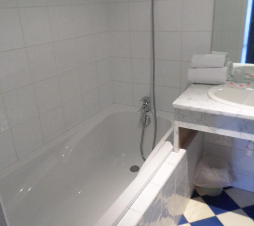 Photo of Bathroom in Nevers