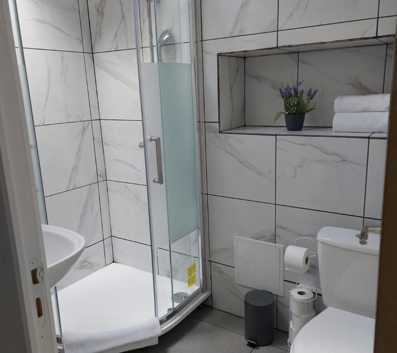 Photo of Bathroom in Ecquevilly