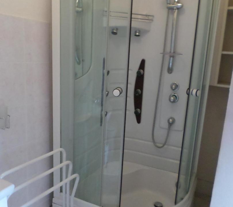 Photo of Bathroom in Nevers