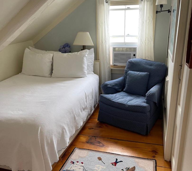 Photo of Others in Brant Point