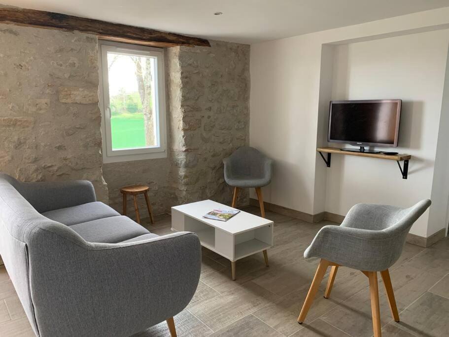 Photo of Others in Lautrec