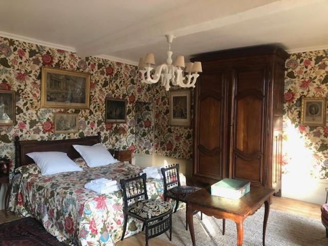 Photo of Bedroom in Saint-Jean-de-Thouars