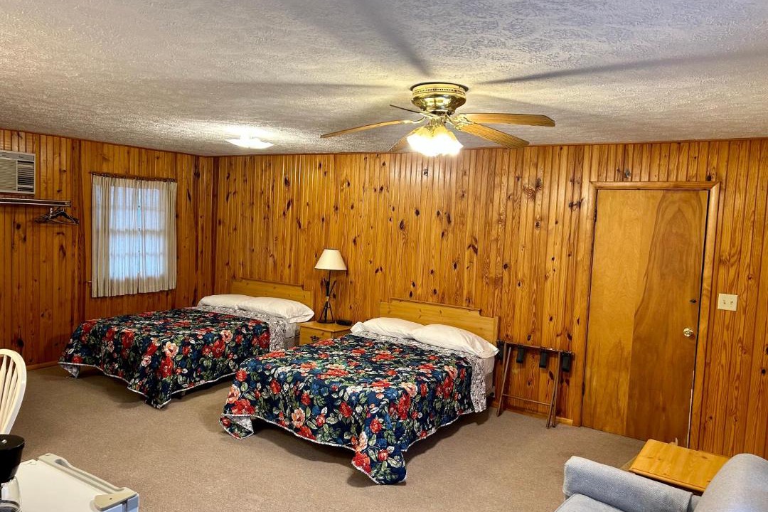 Photo of Bedroom in Bull Shoals