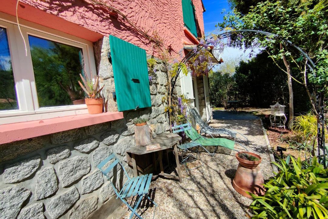 Photo of Patio Balcony in Ria-Sirach