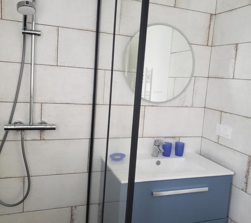 Photo of Bathroom in Groix