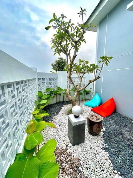 Photo of Patio Balcony in Baturetno