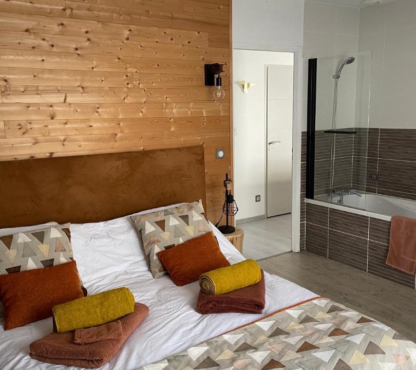 Photo of Bedroom in Limoges