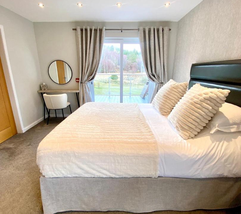 Photo of Others in Salen