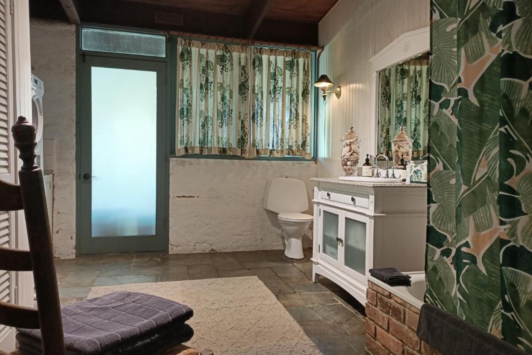 Photo of Others in New Gisborne