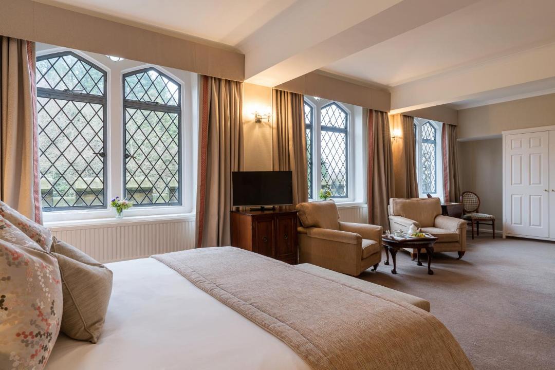 Photo of Others in Wych Cross