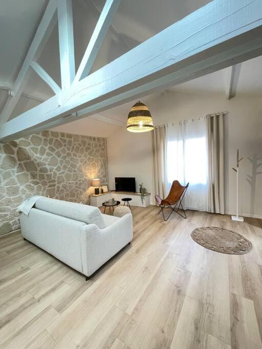 Photo of Livingroom in Oncy-sur-Ecole