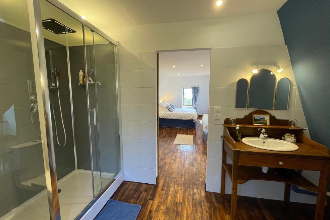 Photo of Bathroom in Etang-sur-Arroux