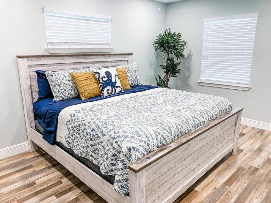 Photo of Bedroom in Cedar Lane