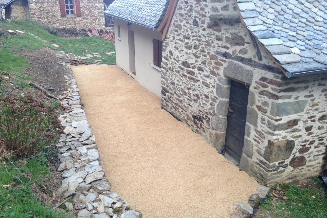Photo of Buildings in Cassaniouze