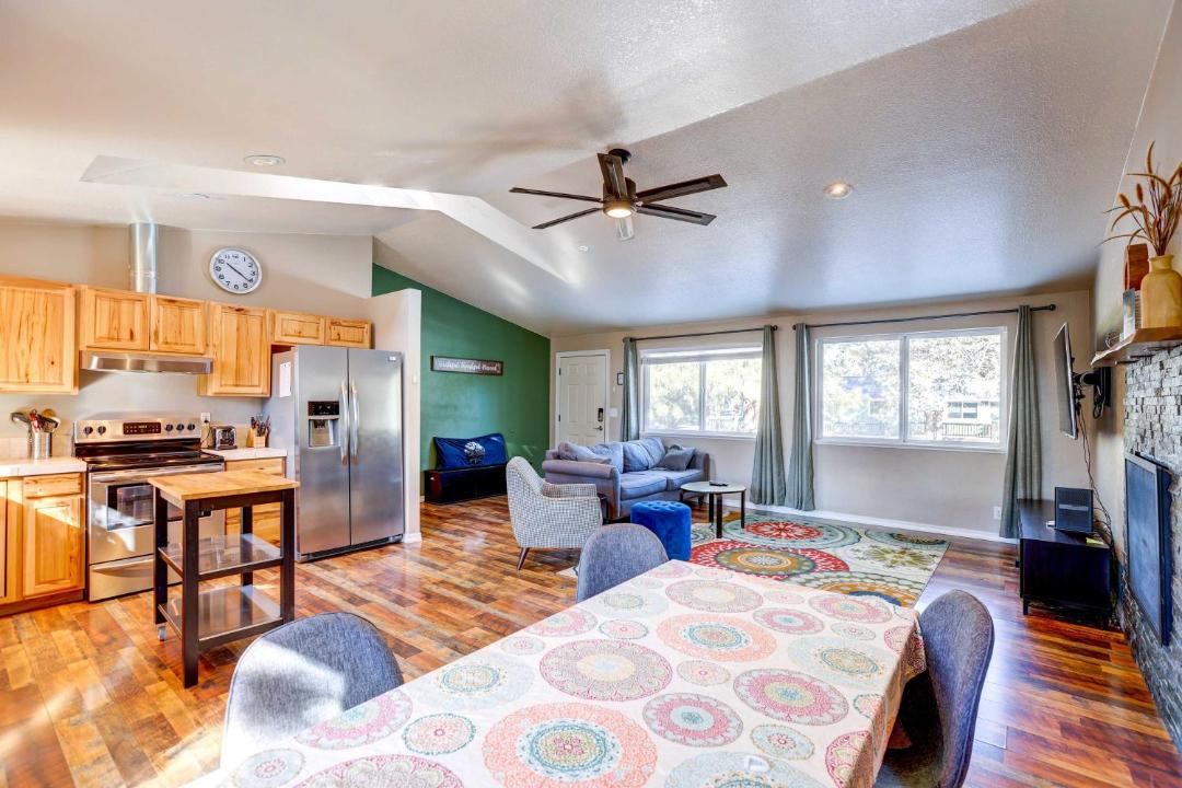 Photo of Others in Southern Crossing