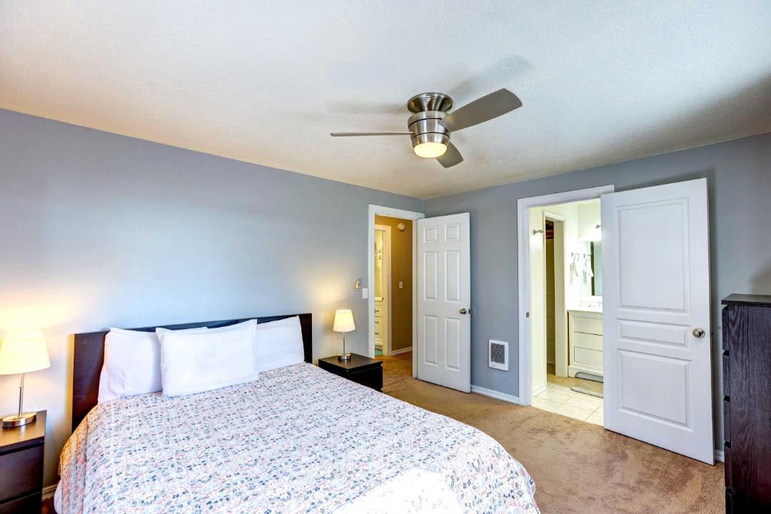 Photo of Others in Southern Crossing