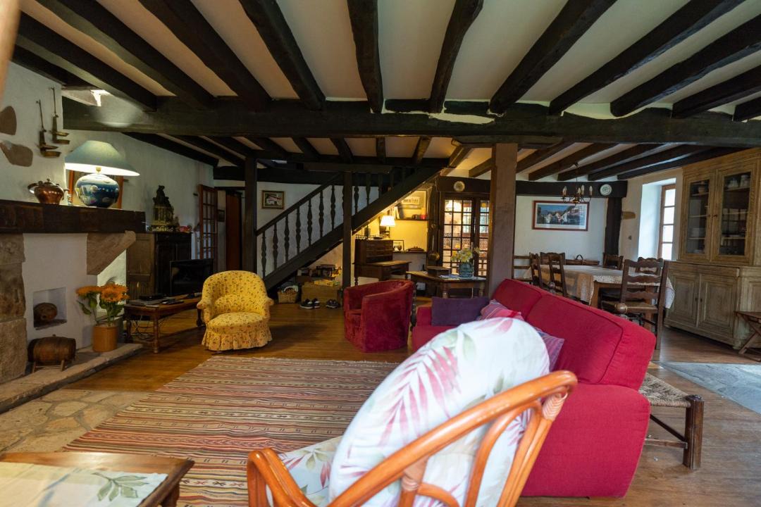 Photo of Livingroom in Sare