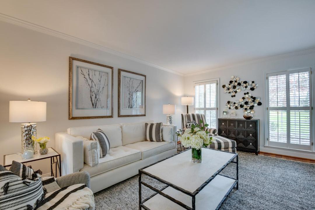 Photo of Livingroom in Smyrna