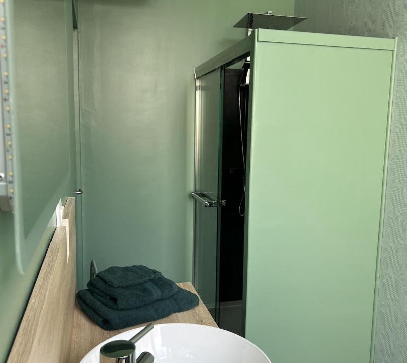 Photo of Bathroom in Saint-Omer
