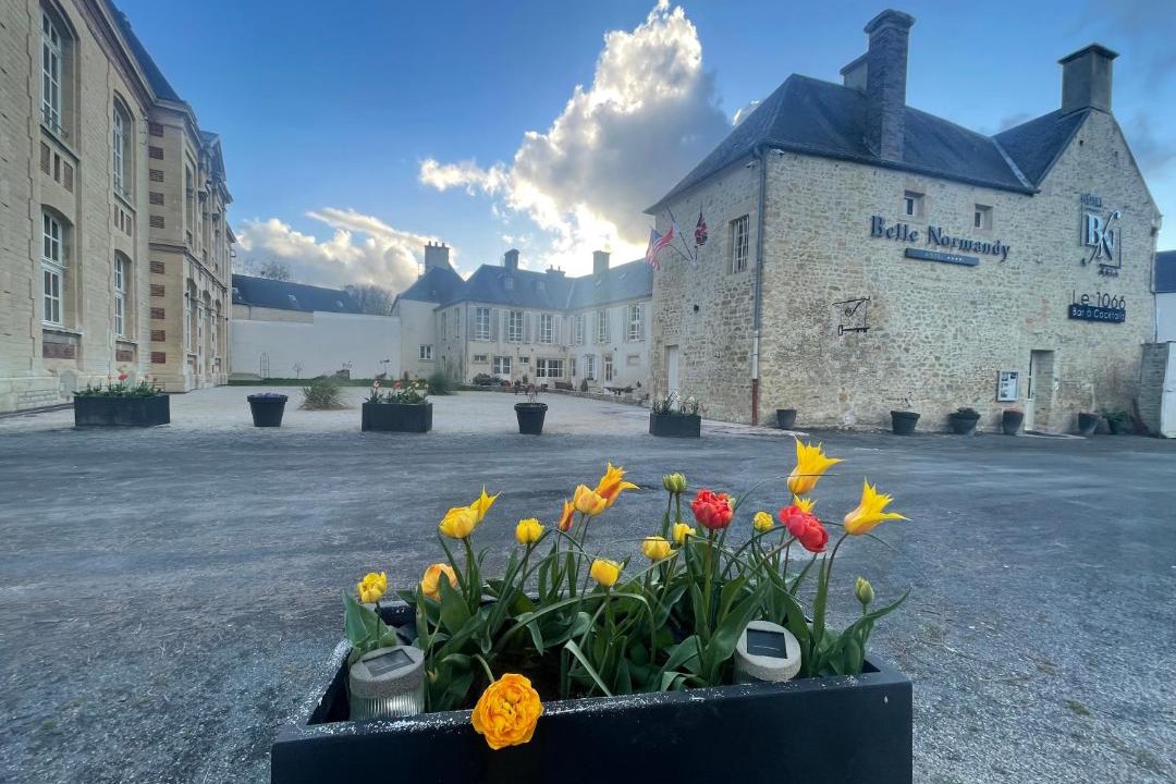 Photo of Others in Bayeux