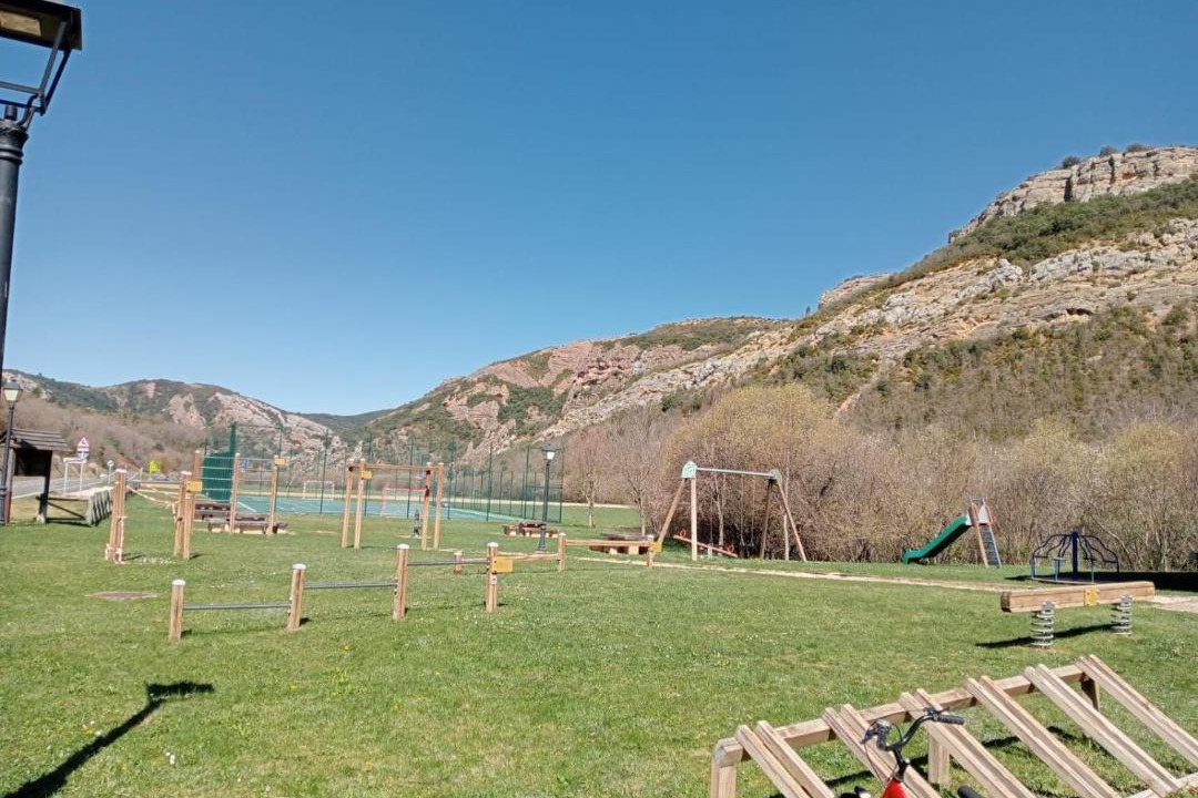 Photo of Others in Tobera