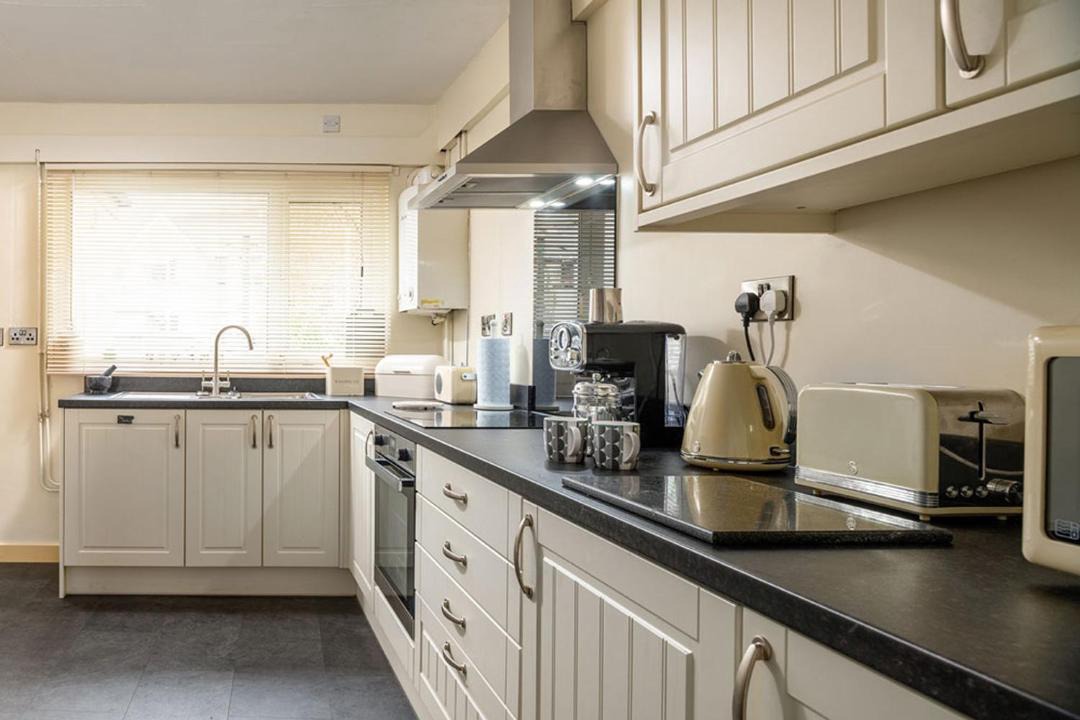 Photo of Kitchen in Rhiwbryfdir
