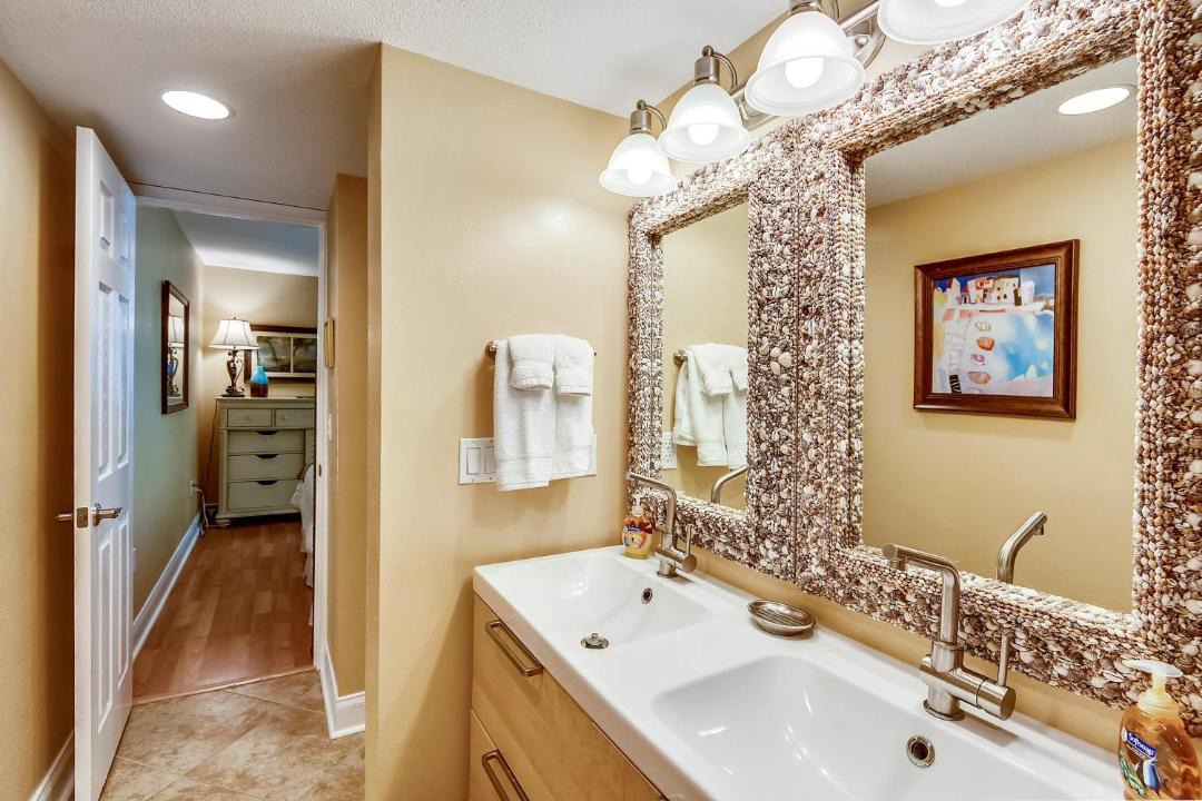 Photo of Others in East Wind North