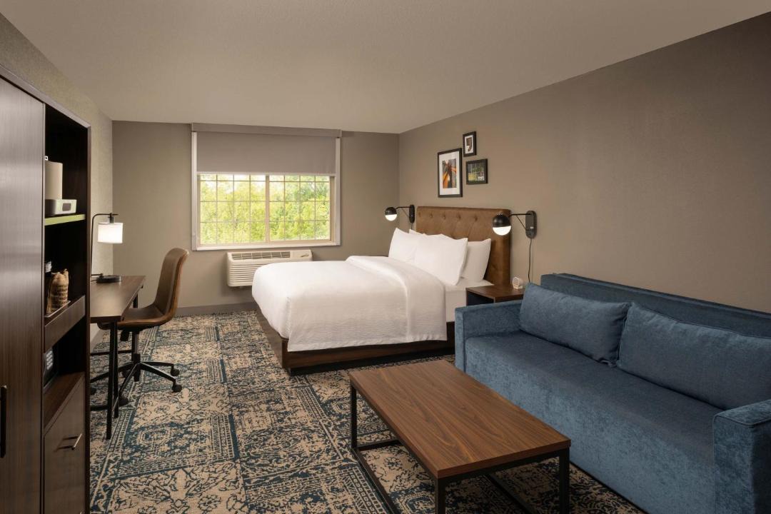 Photo of Bedroom in Schaumburg