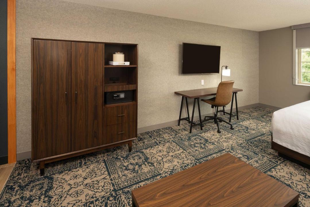 Photo of Bedroom in Schaumburg