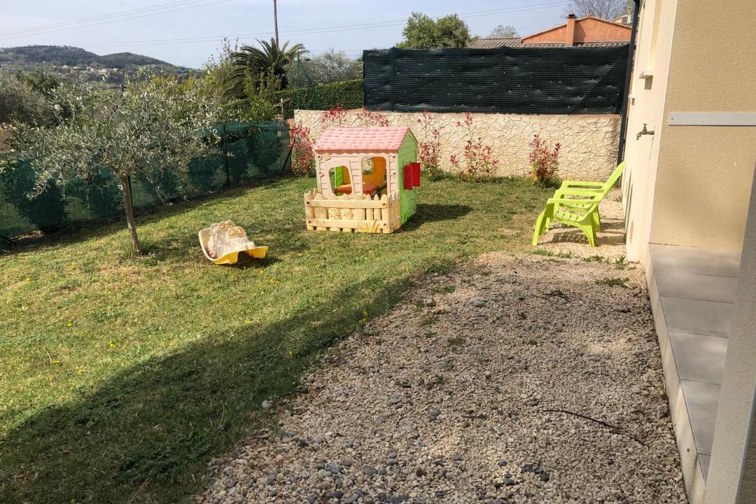 Photo of Others in Saint-Martin-d'Ardeche