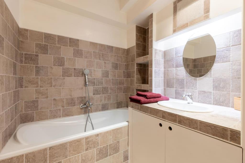 Photo of Others in Les Chutes Lavie