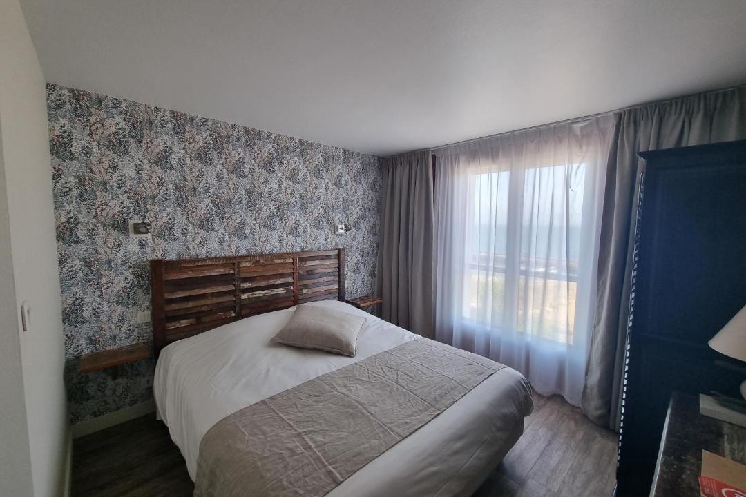 Photo of Bedroom in Le Palais