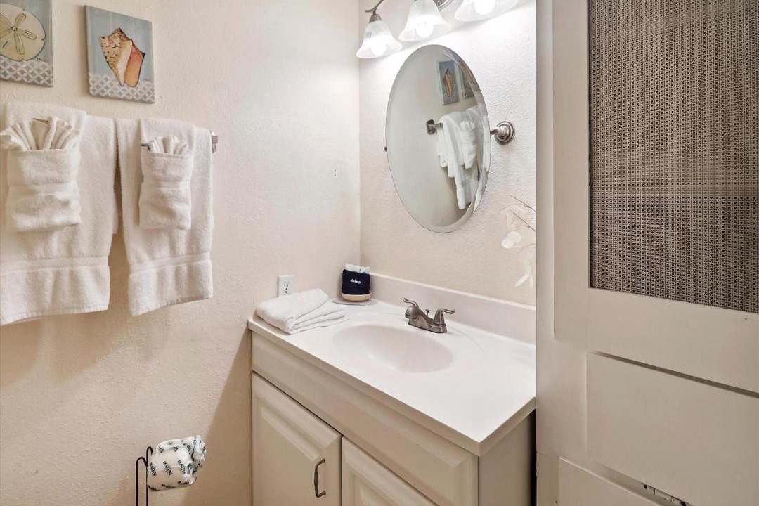 Photo of Bathroom in Bermuda Beach