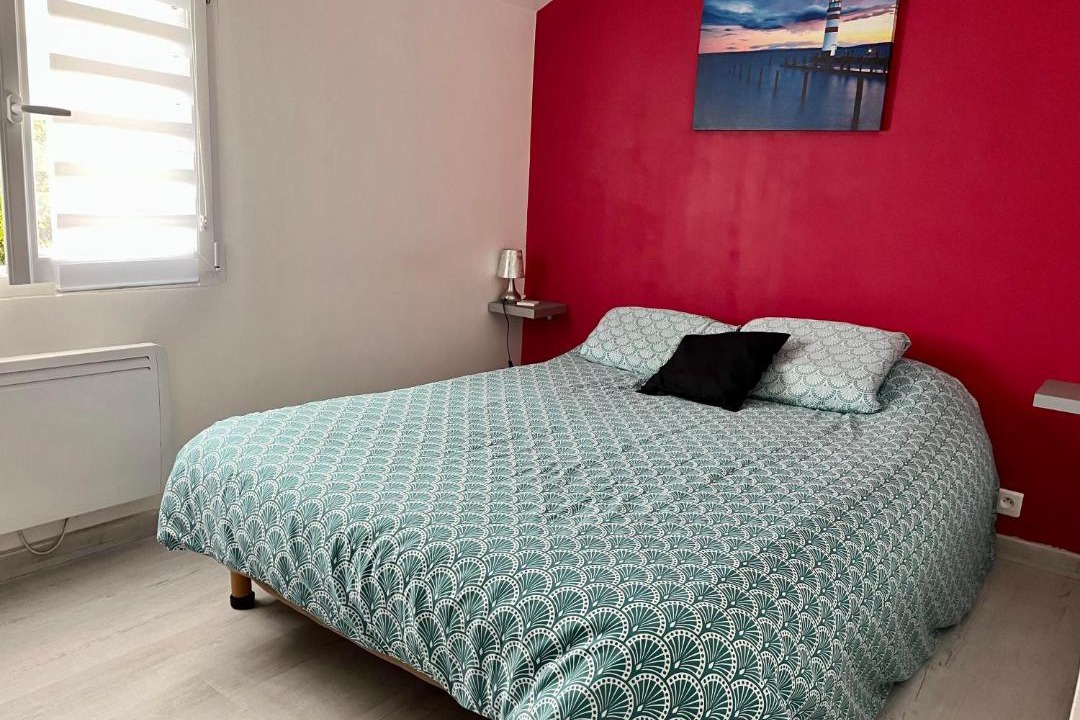Photo of Bedroom in Saint-Come-de-Fresne