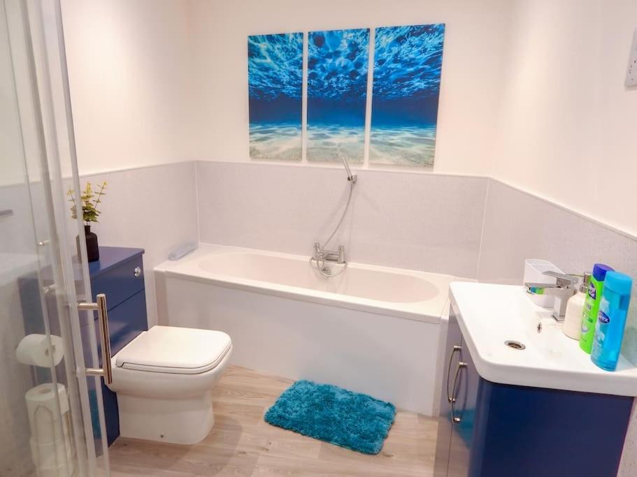 Photo of Others in Lincoln