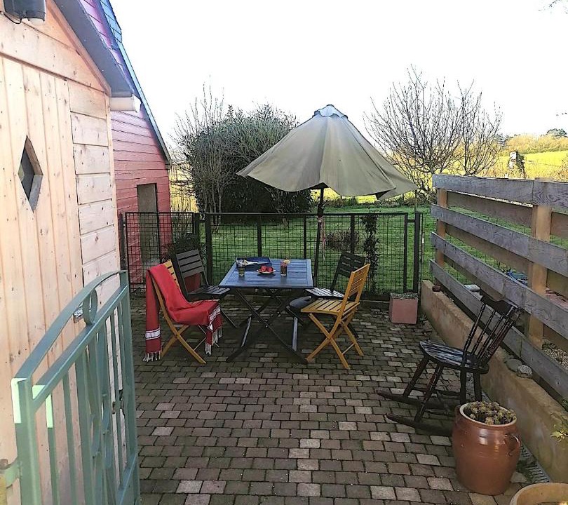 Photo of Patio Balcony in Saint-Aubin-d'Aubigne