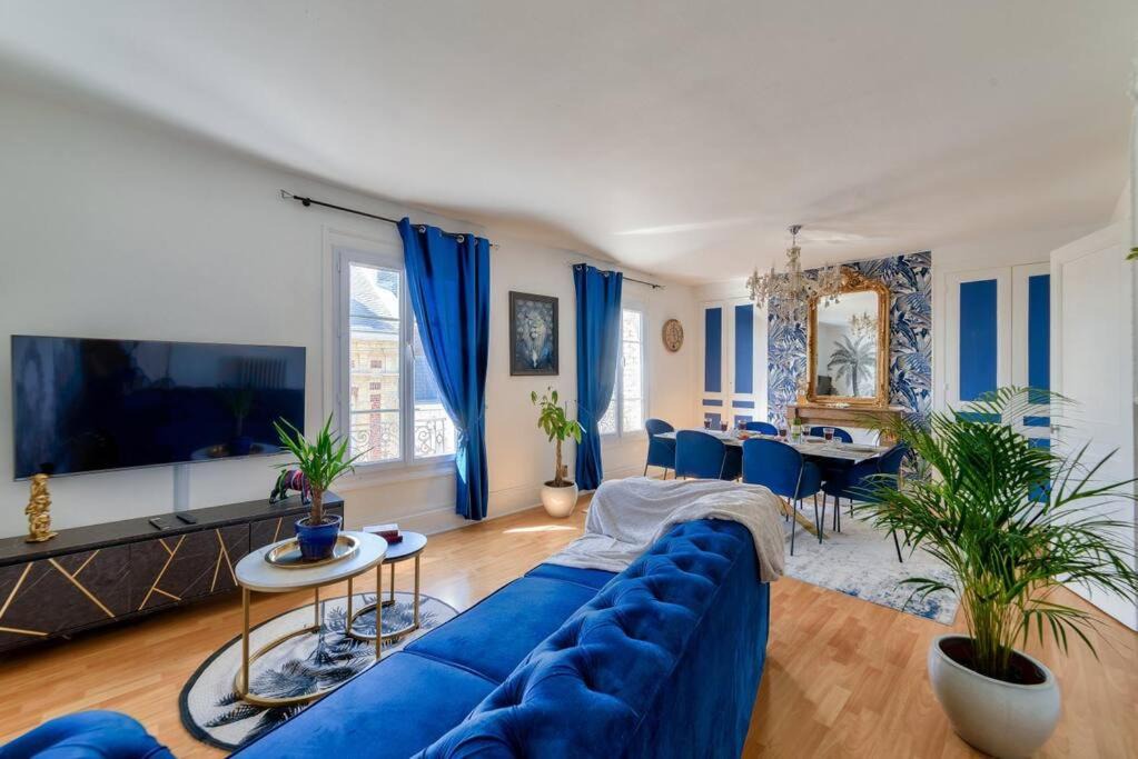 Photo of Livingroom in Anatole France Danton