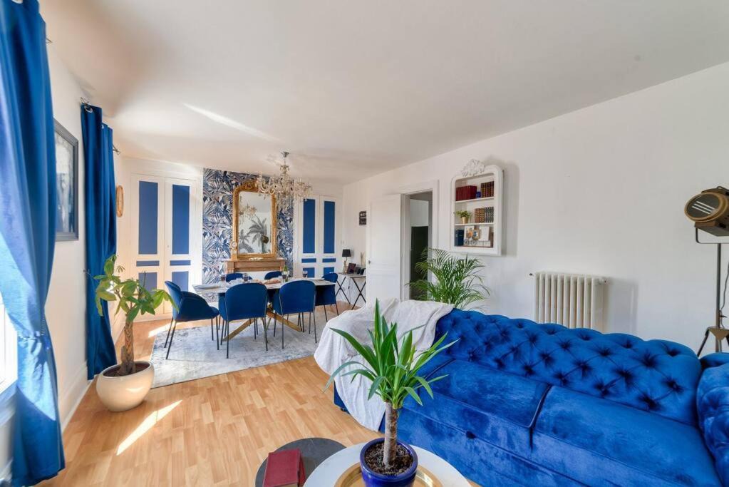 Photo of Livingroom in Anatole France Danton