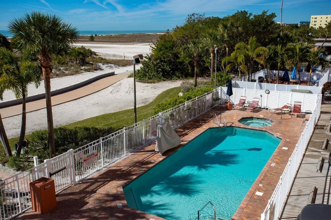 Photo of Patio Balcony in Treasure Island