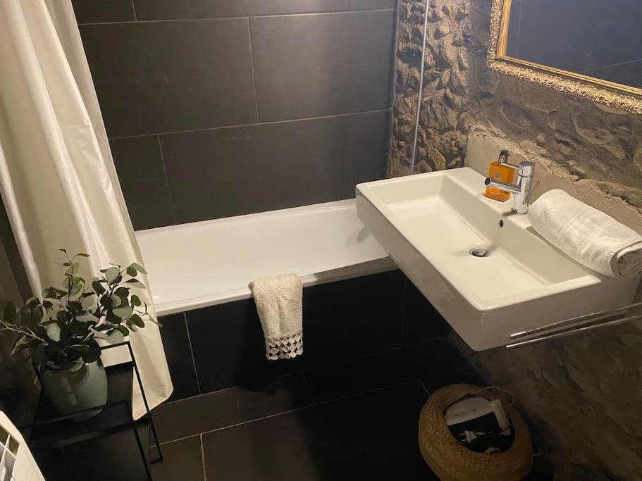 Photo of Bathroom in Ur