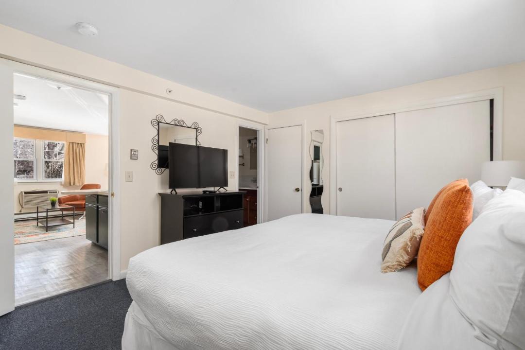 Photo of Others in Beverly