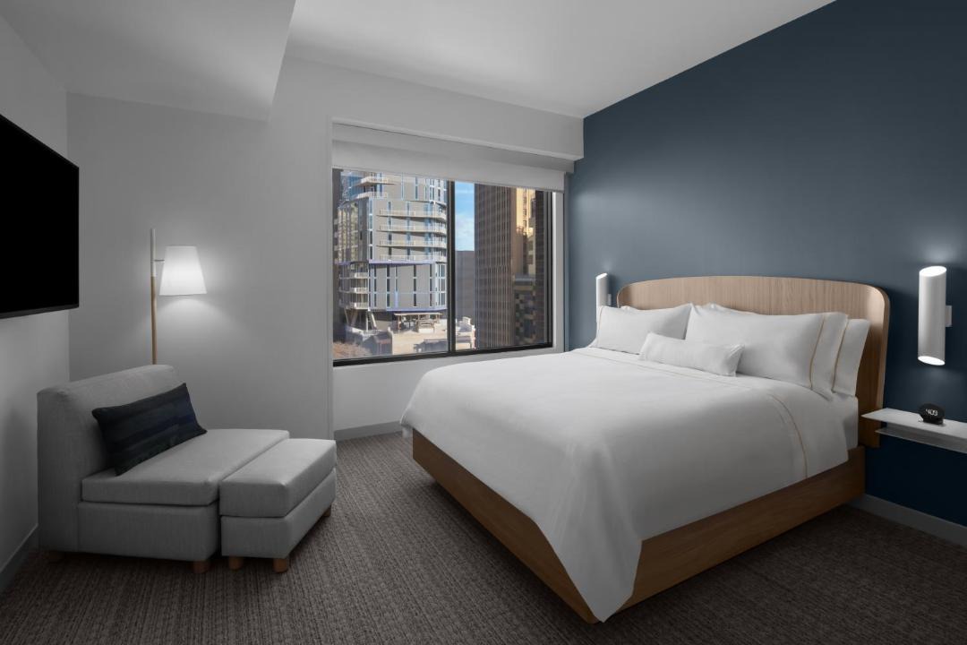 Photo of Bedroom in Main - Military Plaza