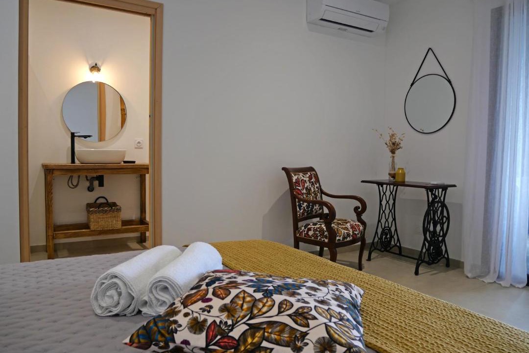 Photo of Others in Sisco