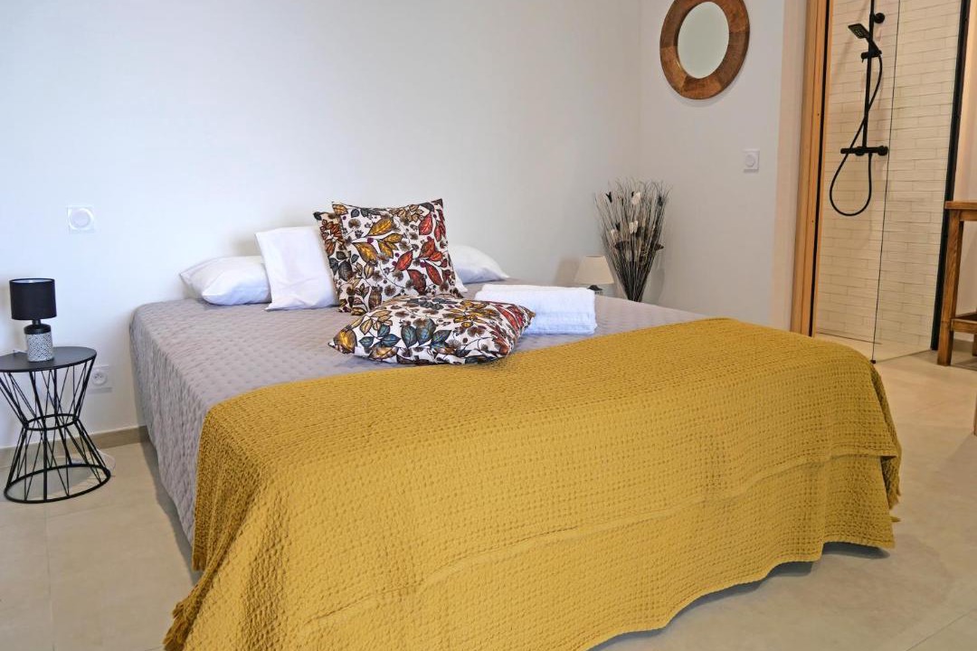 Photo of Others in Sisco