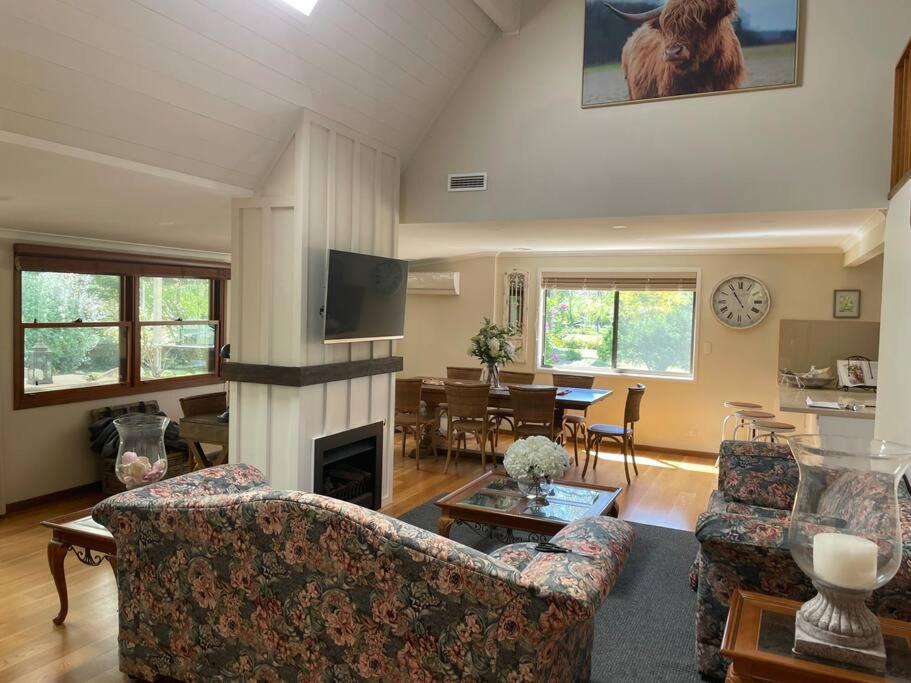 Photo of Others in Burradoo